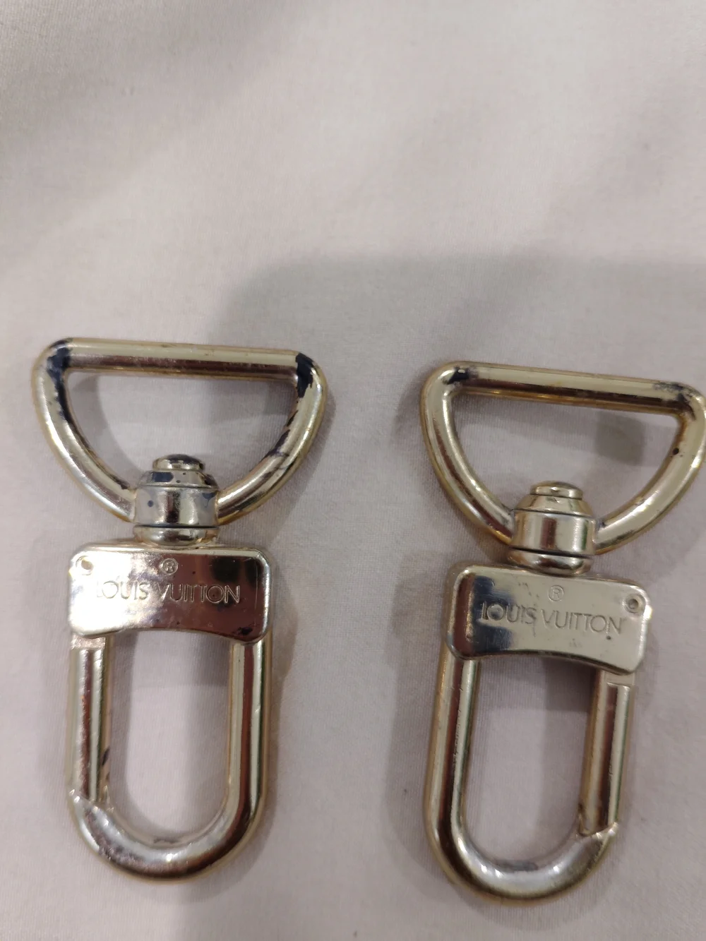 Louis Vuitton Gold Hardware Swivel Clip Set